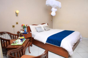 Paris Hotel